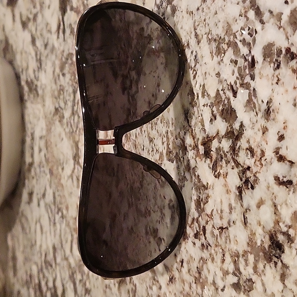 Gucci Aviator Sunglasses